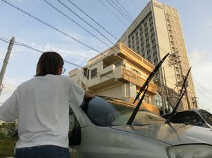 沖縄の塩害防止に役立つ車の窓ガラスコート