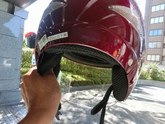 ヘルメットのシールドが透き通る爽快窓ガラスコート