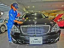BENZ S500をショールーム展示仕上げ